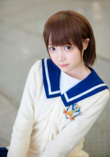 动漫女被黄漫扒衣