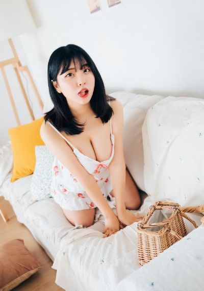 丰满少妇被猛烈进入免费看