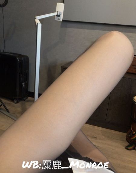 女生说疼男生越使劲的动漫