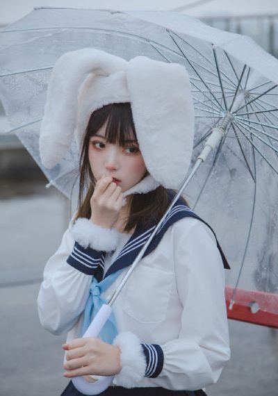 善良的小咦子