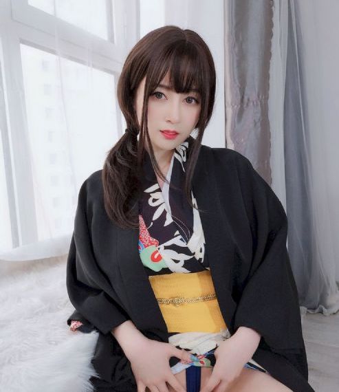 年轻女医生
