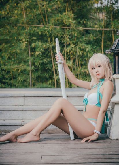 《宫锁珠帘》