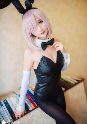 挽起裙子迈开腿让我c