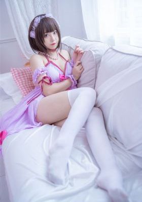 《他在逆光中告白》免费观看