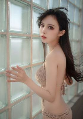 迷人的保姆在线看